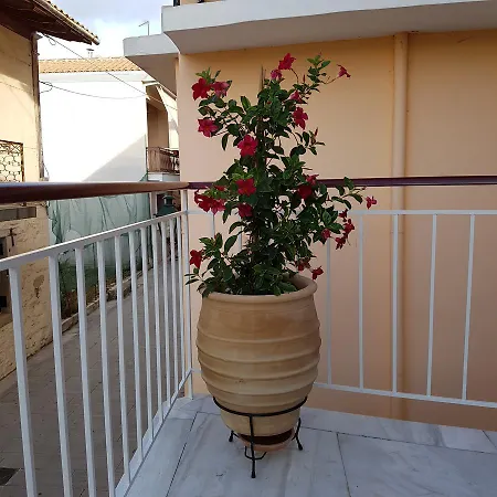 Casa Di Fiori Apartment